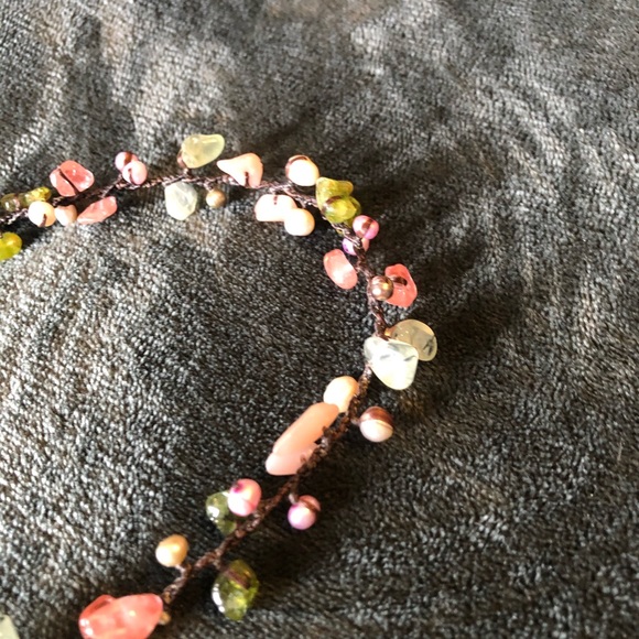 Mixed pearl and semi precious stone necklace - Picture 2 of 3